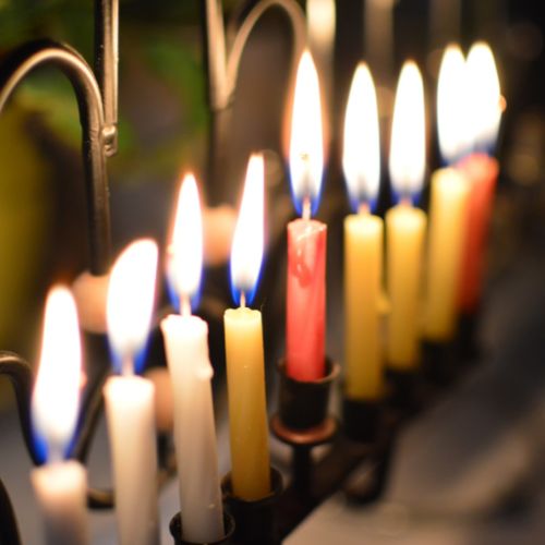 Hanukkah Congregational Dinner and Erev Shabbat Service with Stephanie & The Shabbatones